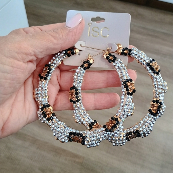 3 Pairs Of Large Hoop Earrings Set. All Light Weight - Picture 2 of 4